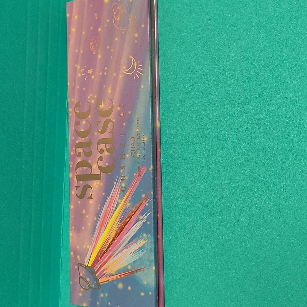Space case cosmetics quad